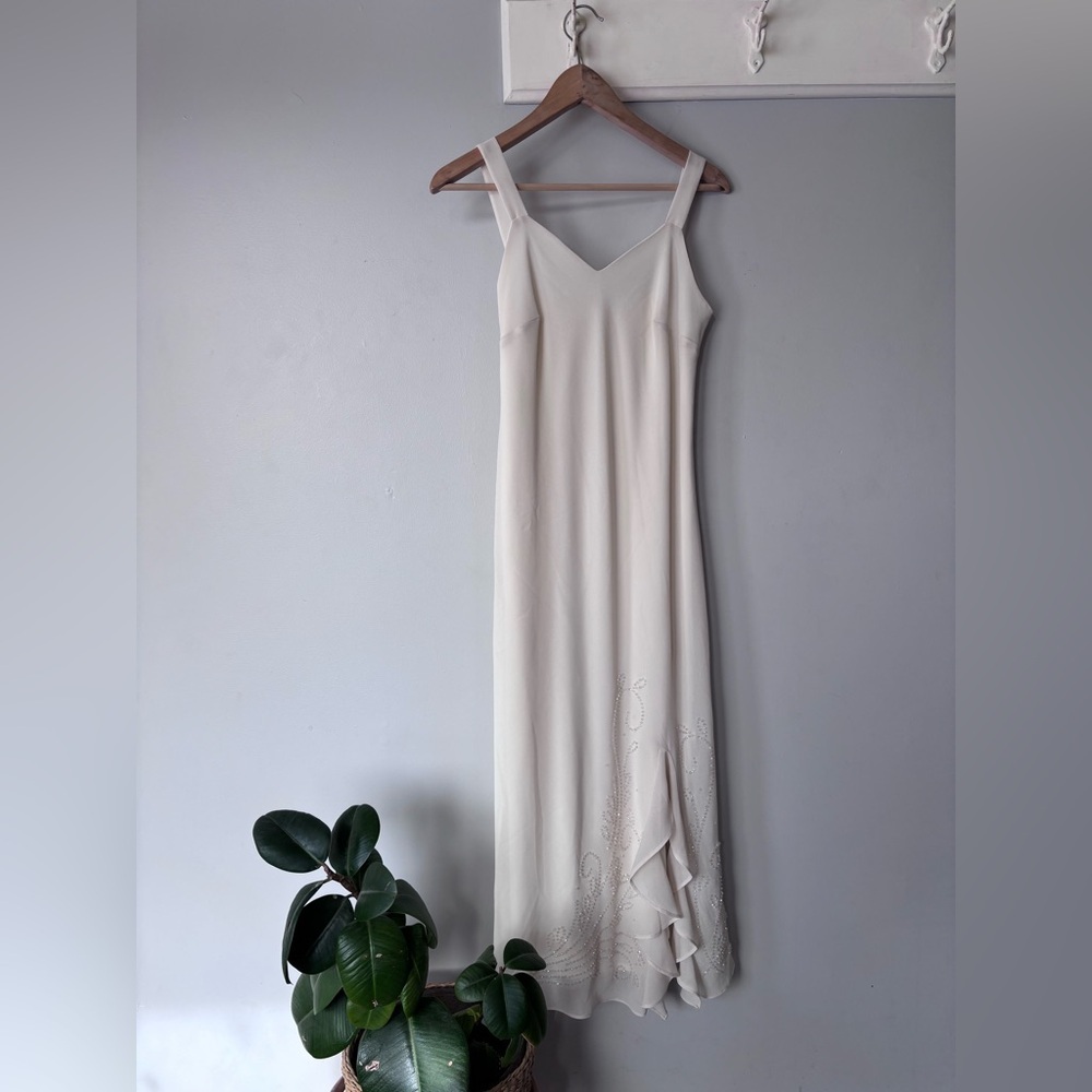 Vintage Ivory Minimalist Wedding Dress | Women’s Small - Picture 3 of 10